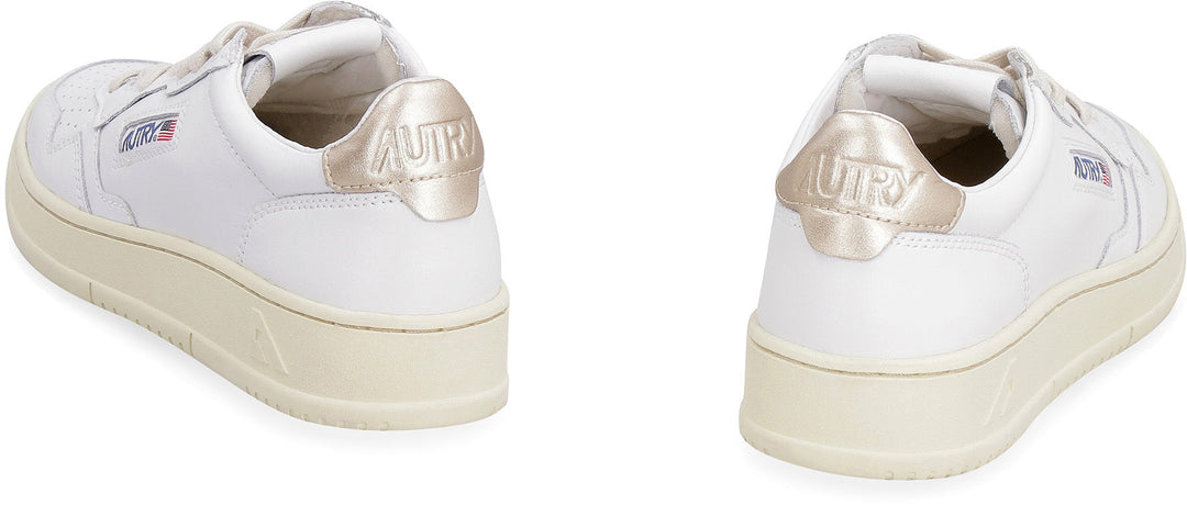 MEDALIST LOW - LEATHER SNEAKERS