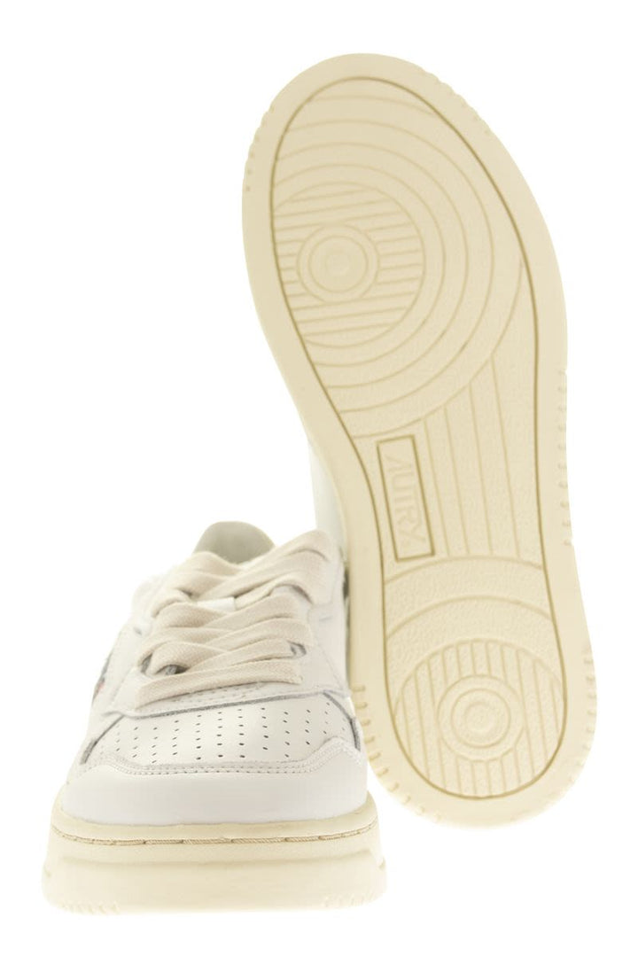 MEDALIST LOW - LEATHER SNEAKERS