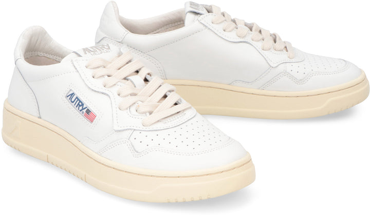 MEDALIST LOW - LEATHER SNEAKERS