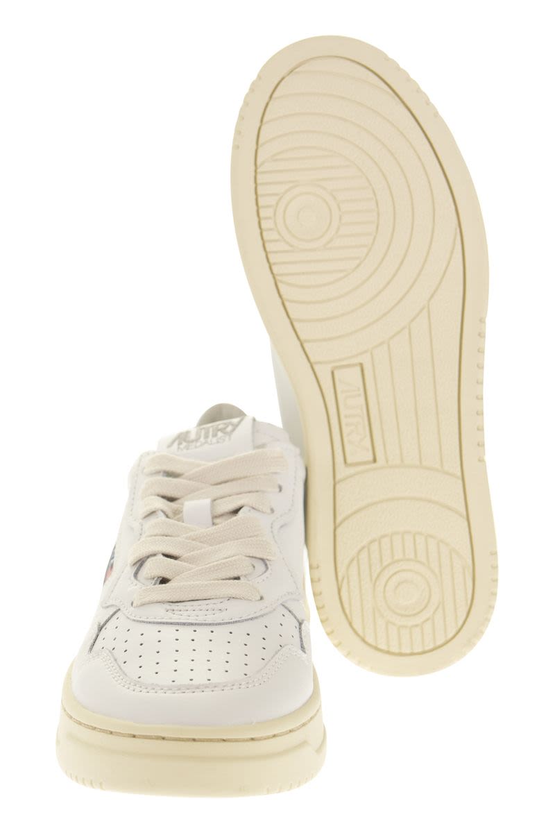 MEDALIST LOW - LEATHER SNEAKERS