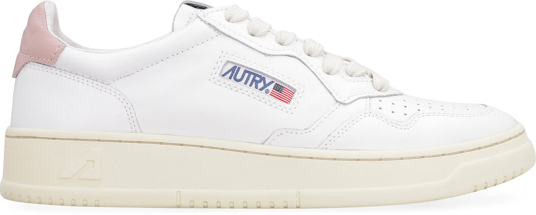 WHITE/PINK LEATHER MEDALIST SNEAKERS