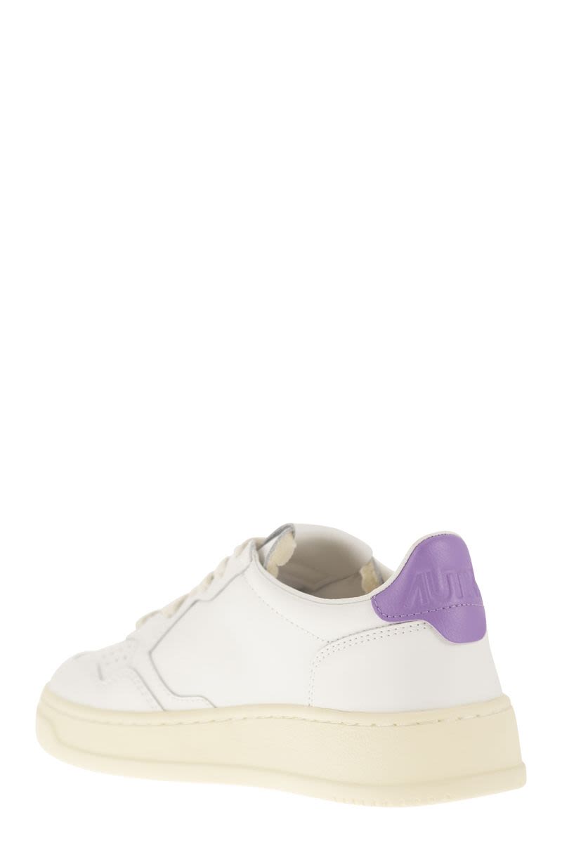 WHITE/LAVENDER LEATHER MEDALIST SNEAKERS