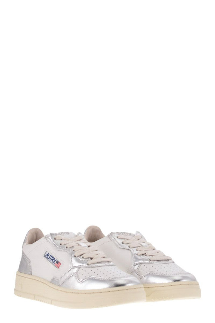 MEDALIST LOW - LEATHER SNEAKERS