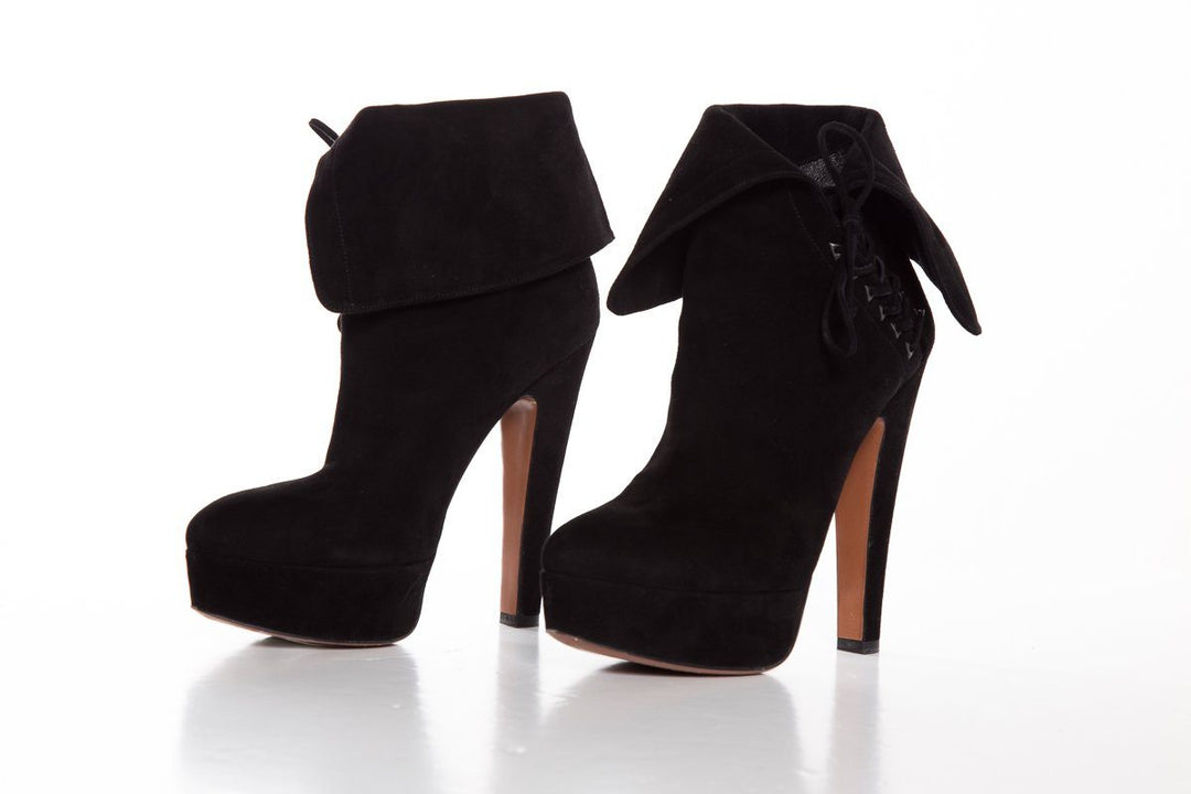 Alaïa Suede Black Booties Eyelet Lace-Up  SZ 38.5 Sale