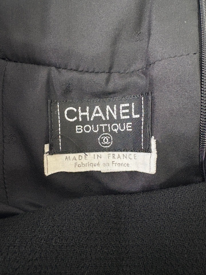 Top Quality Chanel Black Pleated Panel Skirt with Gold CC Back Pocket Button Detail Size FR 36/38 (UK 8-10)
