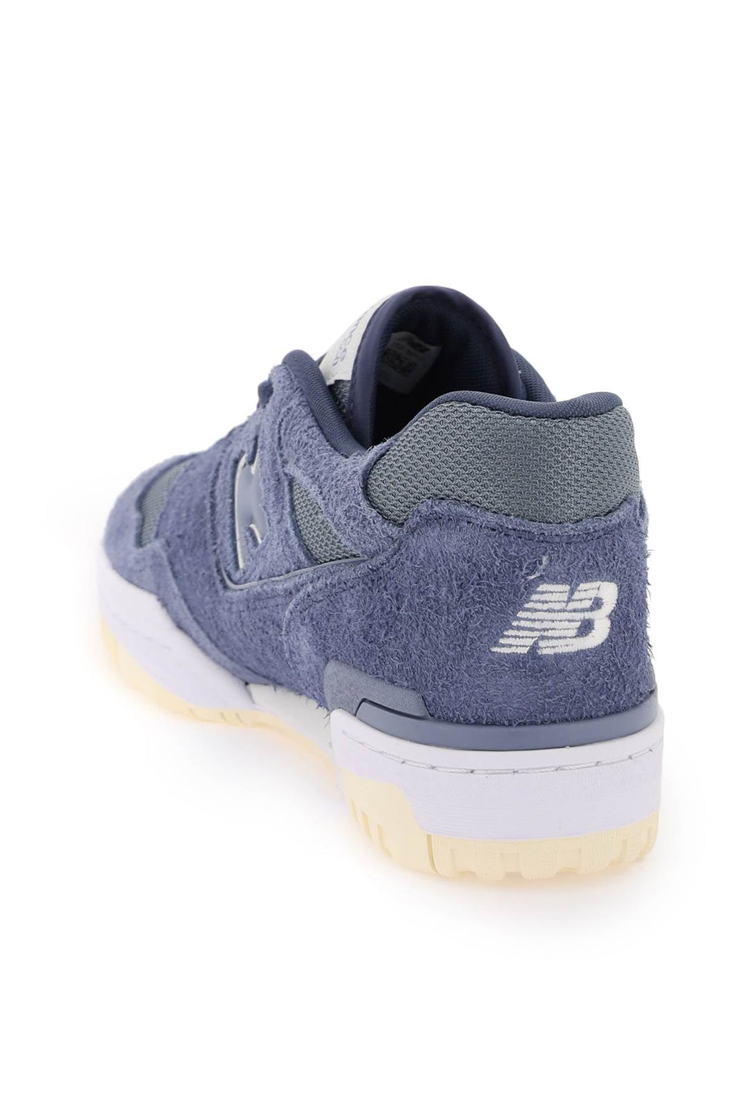 550 SNEAKERS