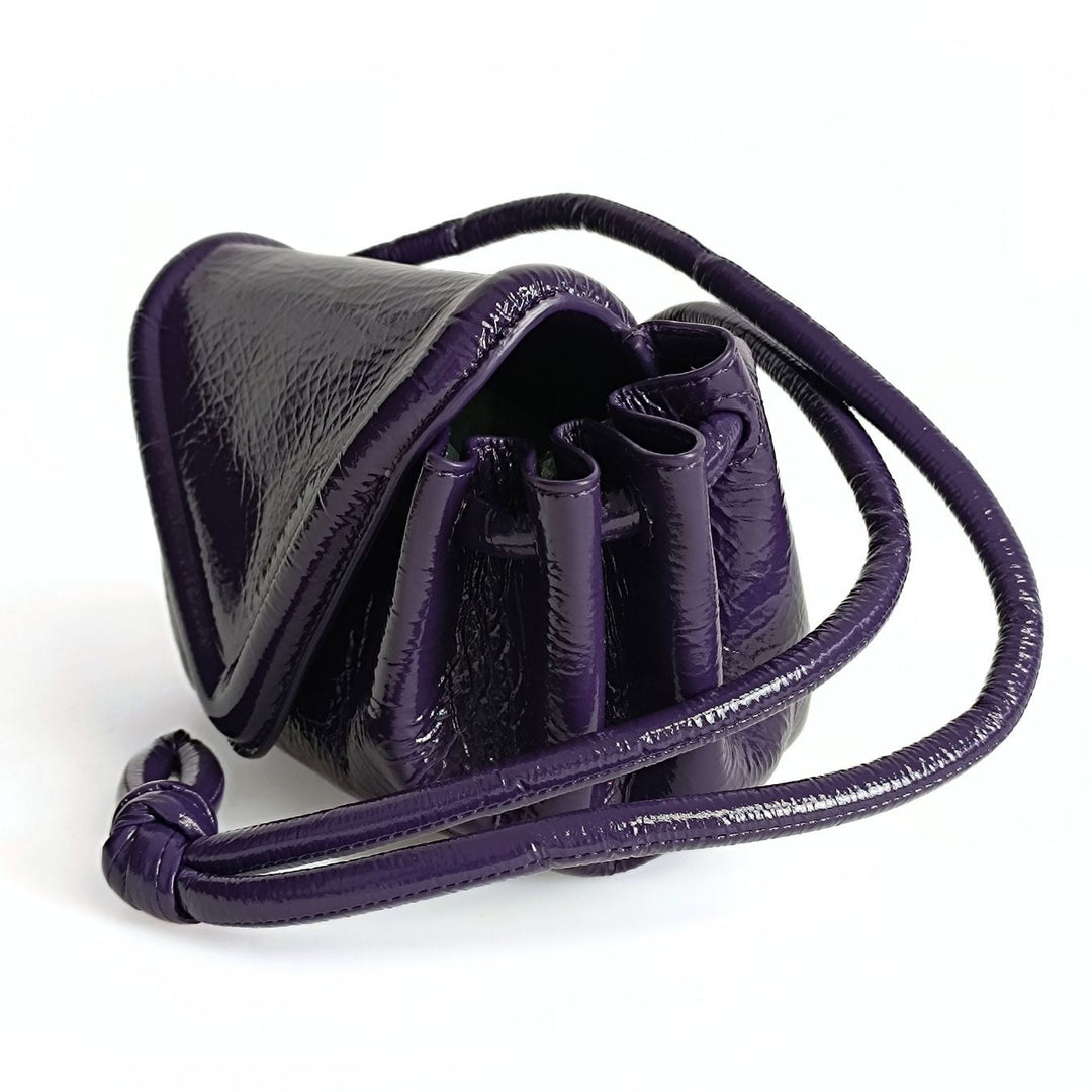 Bottega veneta Bottega veneta Bottega veneta Becco shoulder bag in purple textured leather