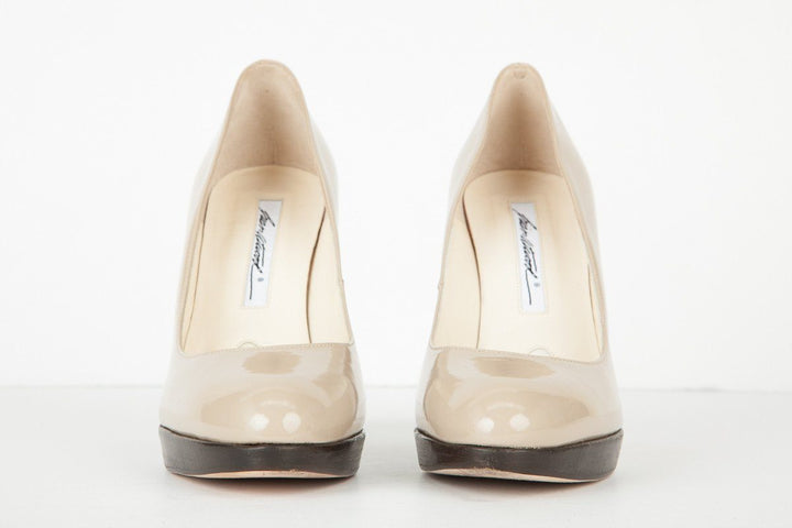 Brian Atwood 36.5 Beige Patent Leather Round Toe Pump