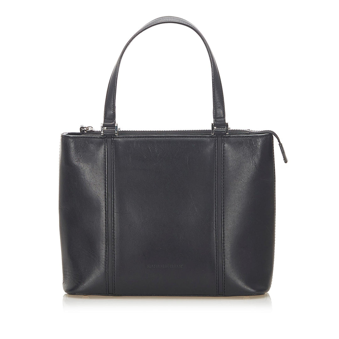 Burberry Leather Handbag (SHG-18818)