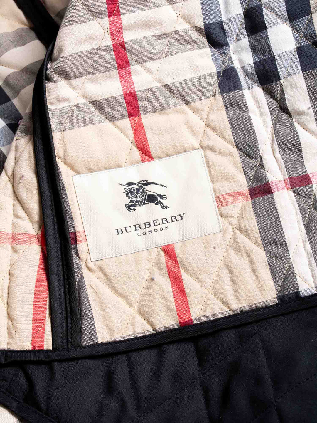 Burberry Logo Quilted Nova Check Buckle Jacket Black