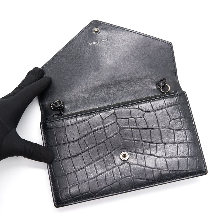 Saint Laurent So Black Envelope Wallet on Chain