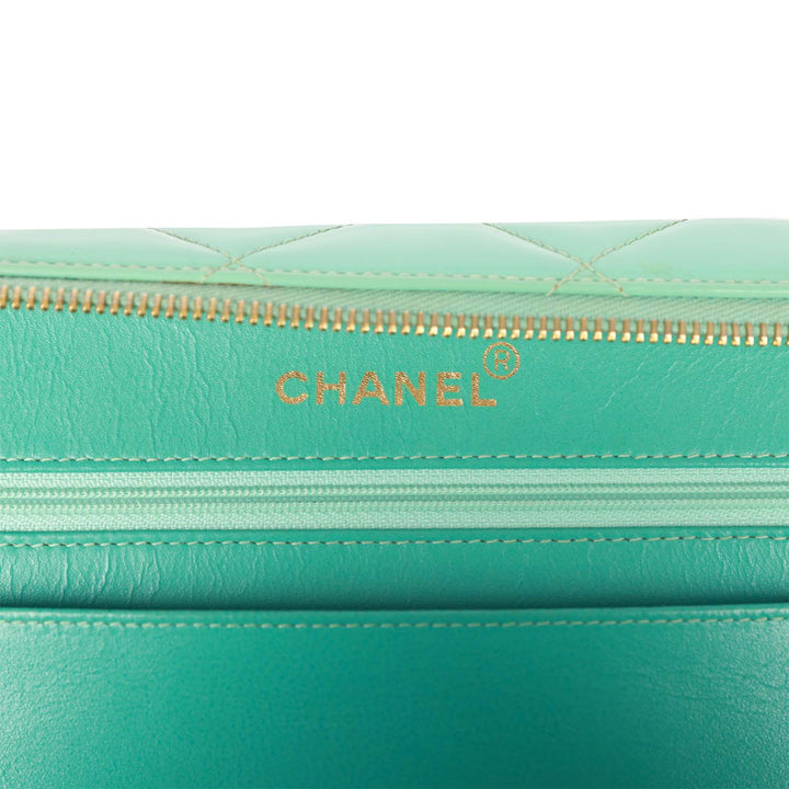 Vintage Top Quality Chanel Vanity Case Bag Turquoise Patent Gold Hardware