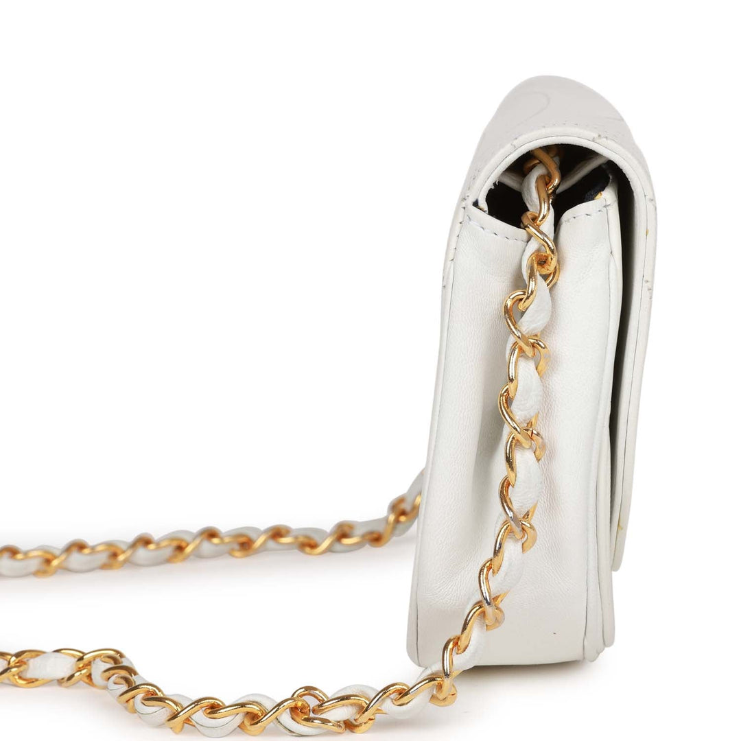 Vintage Top Quality Chanel Half Moon Shoulder Bag White Lambskin Gold Hardware