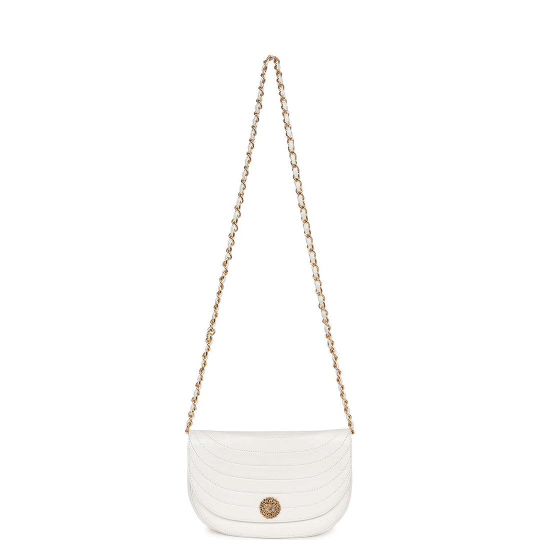 Vintage Top Quality Chanel Half Moon Shoulder Bag White Lambskin Gold Hardware