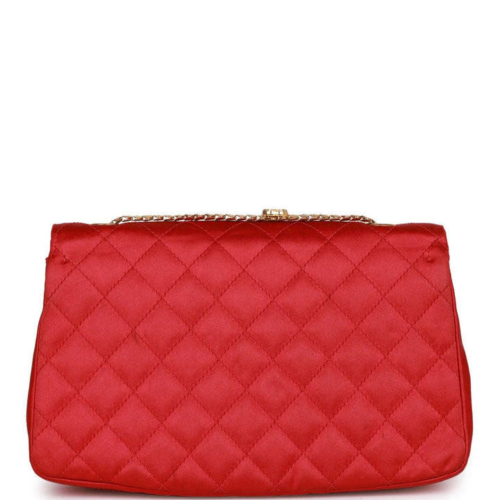 Vintage Top Quality Chanel Flap Bag Red Satin Gold Hardware