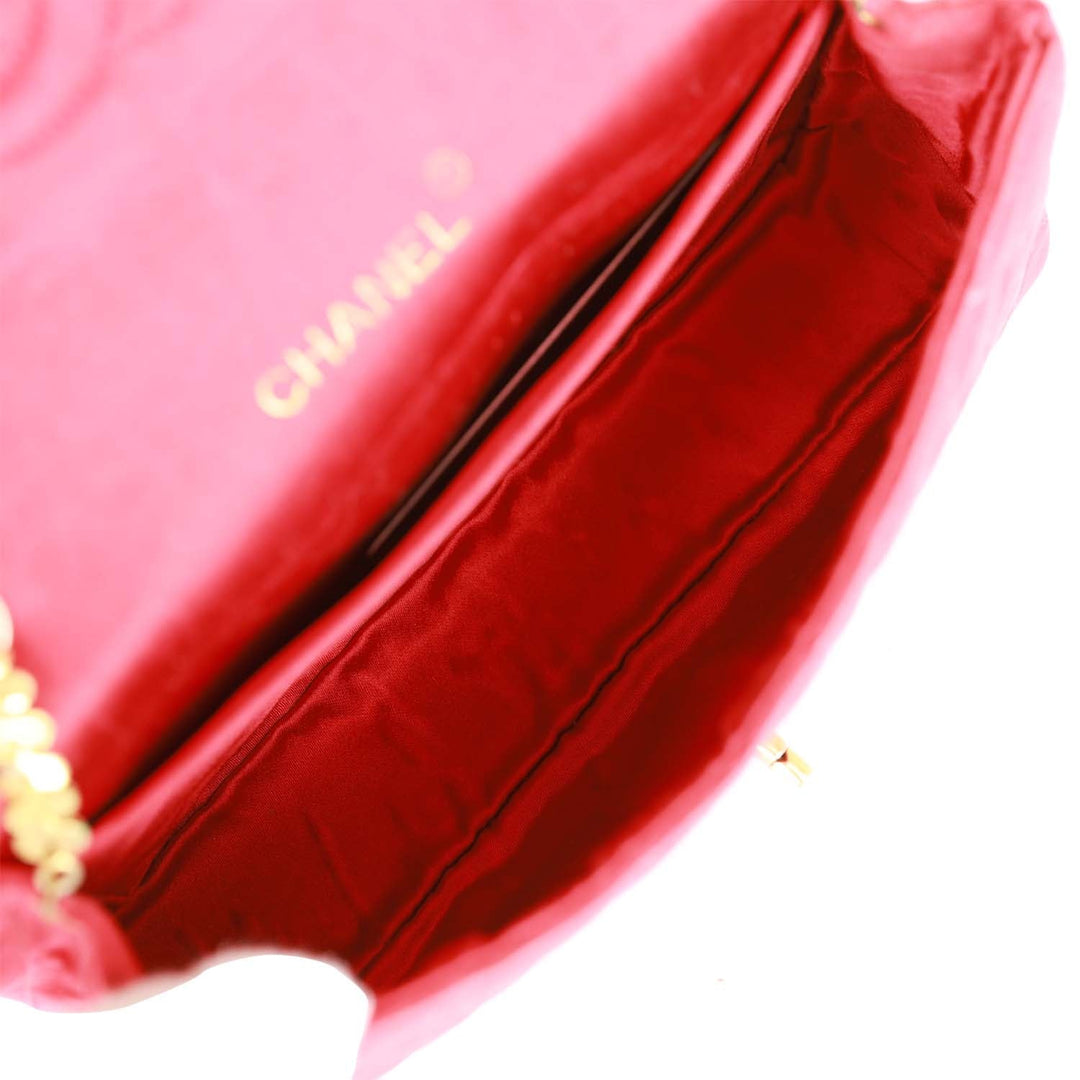 Vintage Top Quality Chanel Flap Bag Red Satin Gold Hardware