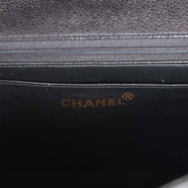 Vintage Top Quality Chanel Medium Diana Flap Bag Black Caviar Gold Hardware