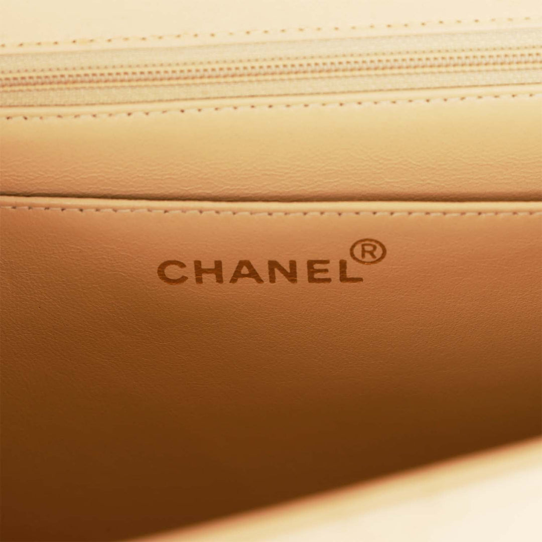 Vintage Top Quality Chanel XL Jumbo Flap Bag Beige Lambskin Gold Hardware