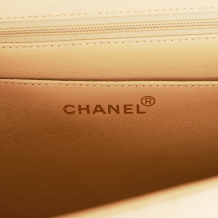 Vintage Top Quality Chanel XL Jumbo Flap Bag Beige Lambskin Gold Hardware