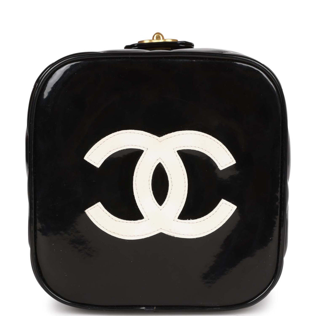 Vintage Top Quality Chanel Vanity Heart Mirror Bag Black Patent Gold Hardware