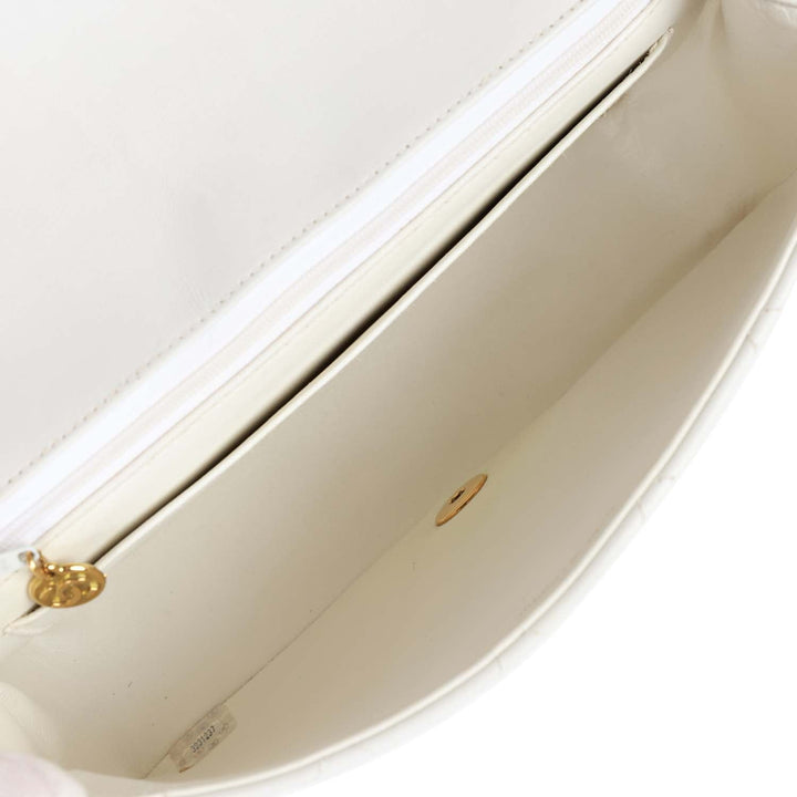 Vintage Top Quality Chanel Medium Diana Flap Bag White Lambskin Gold Hardware