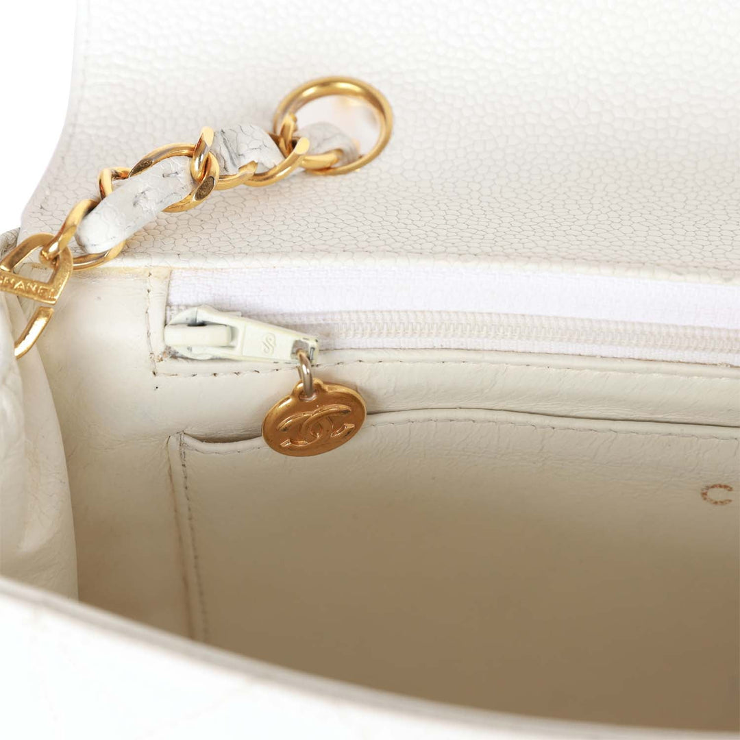 Vintage Top Quality Chanel Medium Diana Flap Bag White Caviar Gold Hardware