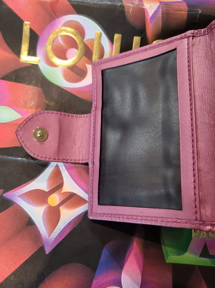 Authentic Gucci Metallic Guccissima Heart Travel Wallet