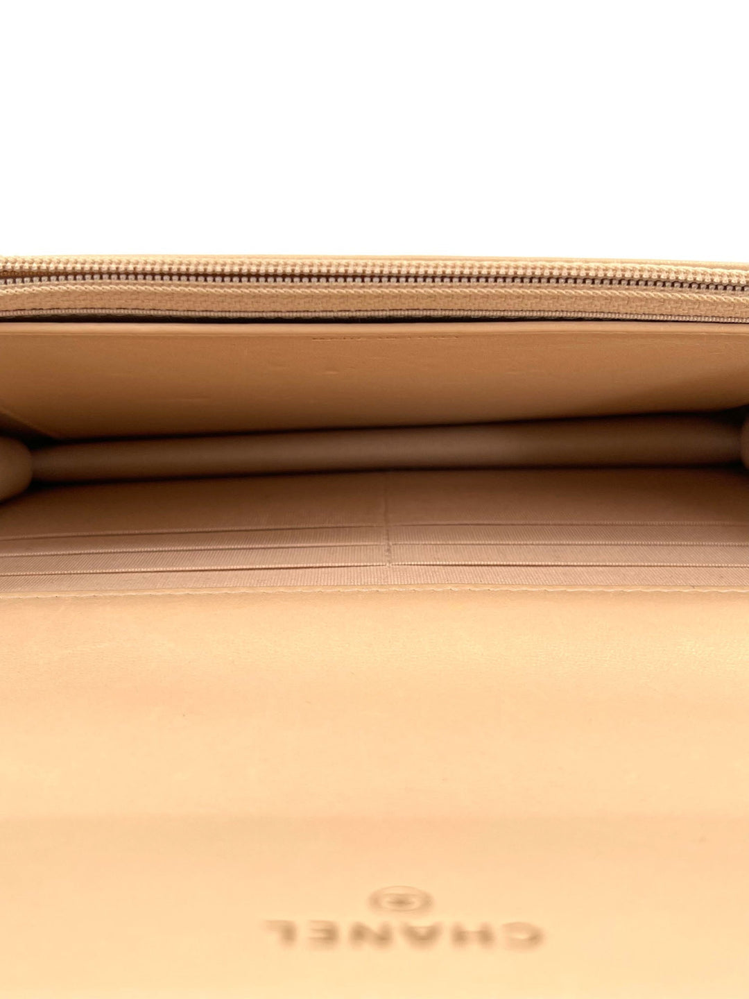 Top Quality Chanel CC Logo 19 Quilted Lambskin Leather Wallet On Chain Beige