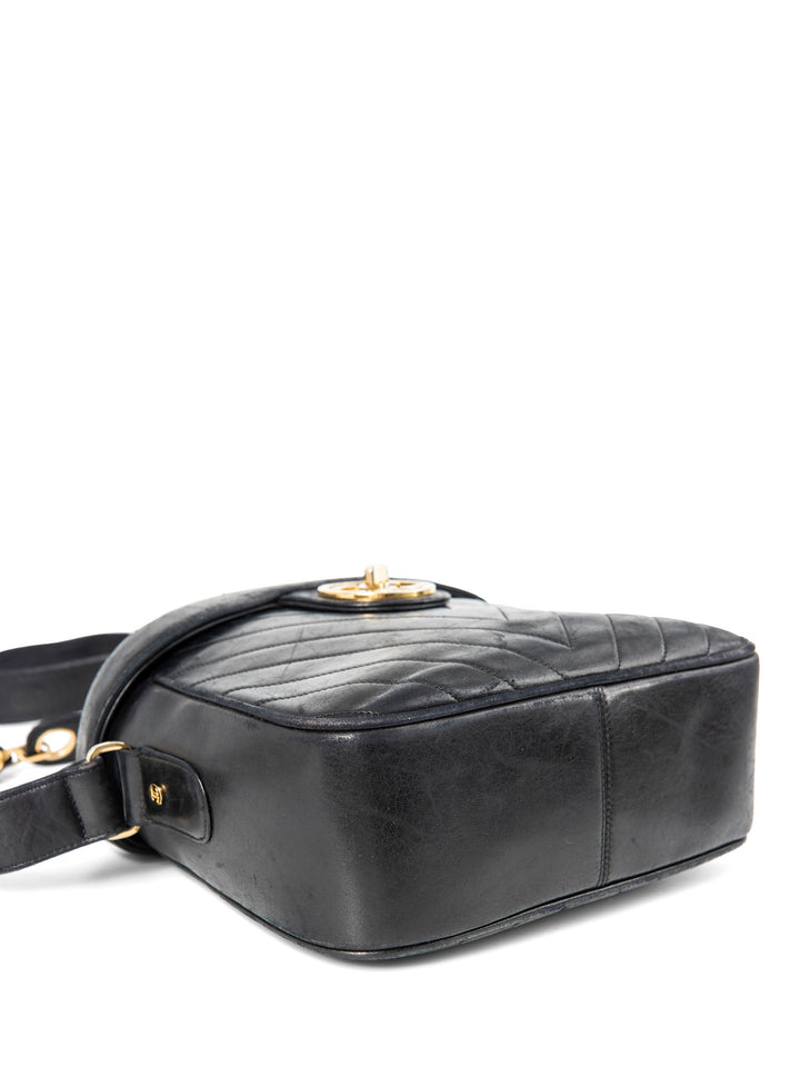 Top Quality Chanel CC Logo 24K Gold Plated Chevron Quilted Leather Globe Trotter Black