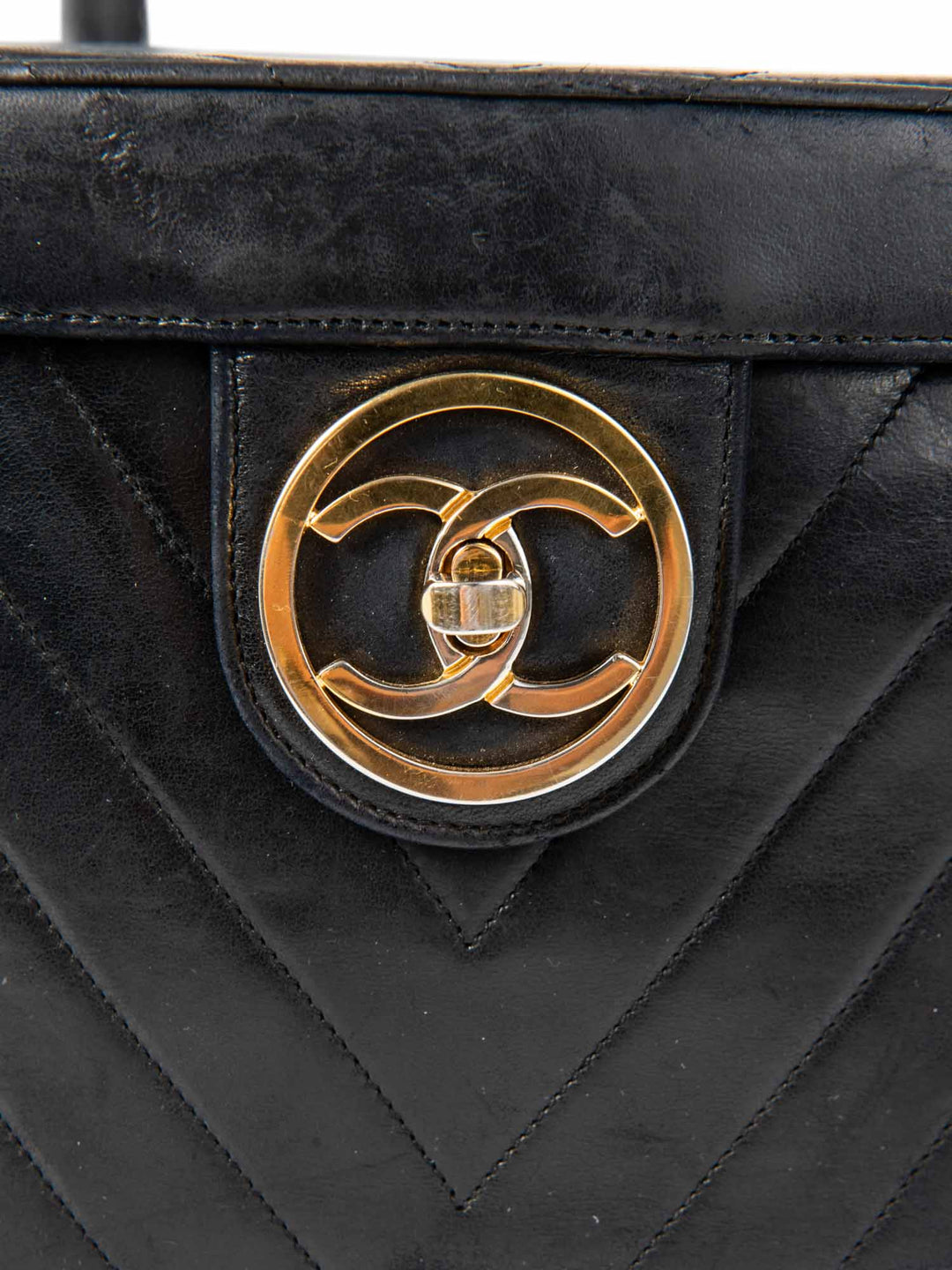 Top Quality Chanel CC Logo 24K Gold Plated Chevron Quilted Leather Globe Trotter Black