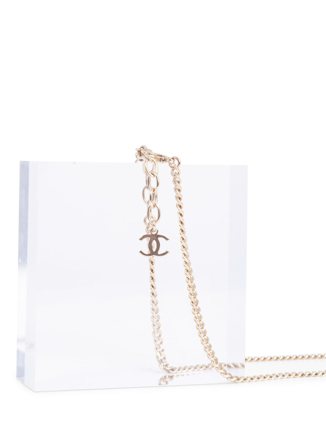 Top Quality Chanel CC Logo 5 Charm Necklace Gold
