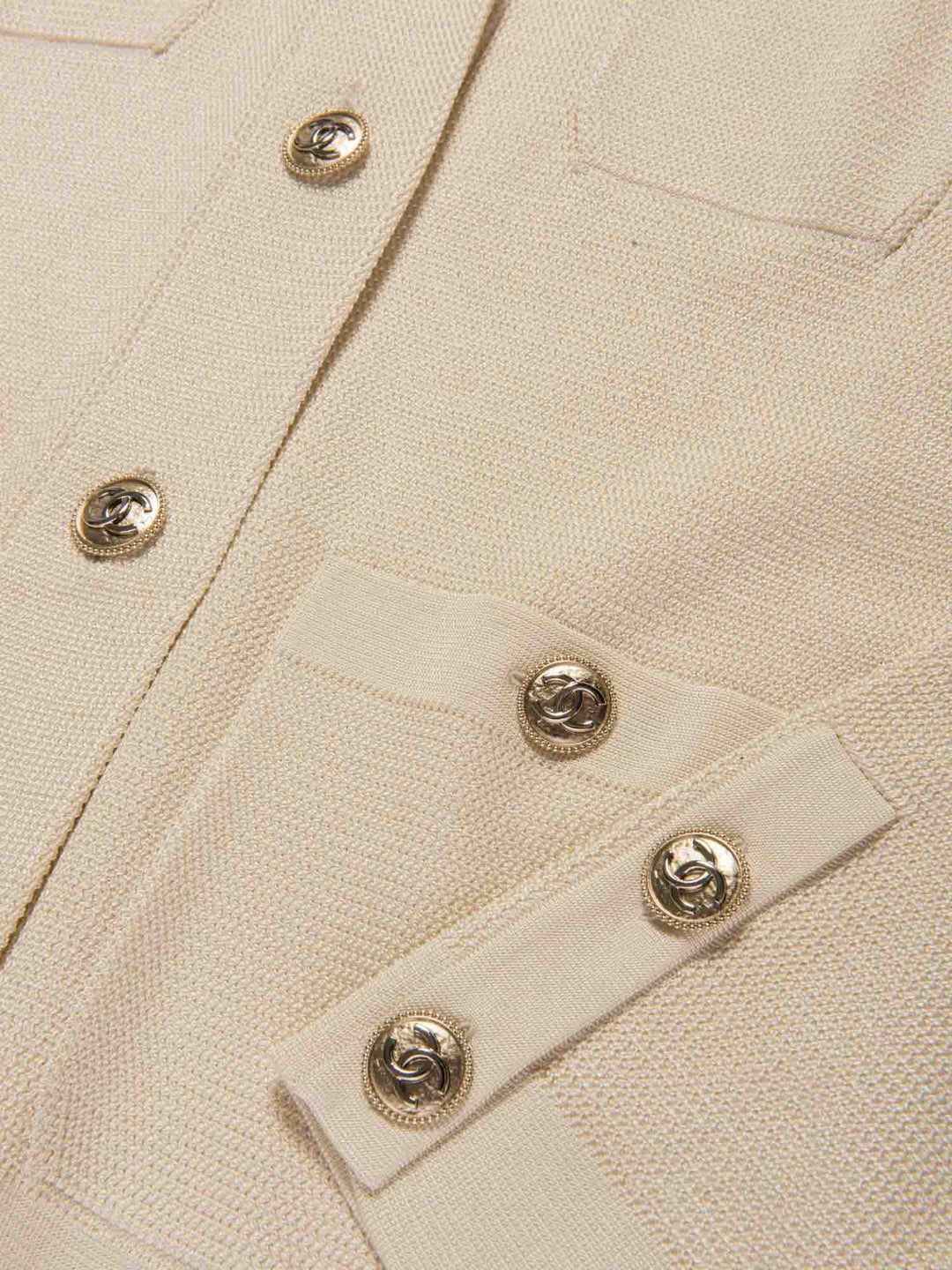 Top Quality Chanel CC Logo Buttoned Knit Cardigan Pearlescent Ivory