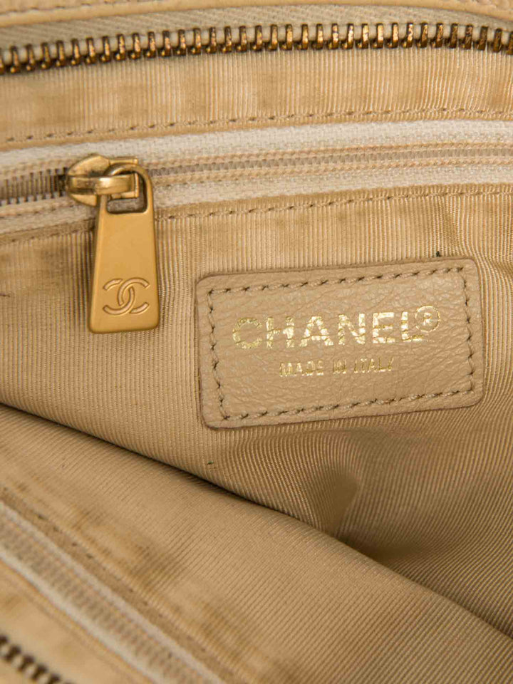 Top Quality Chanel CC Logo Caviar Leather Quilted Shopper Bag Ivory Gold