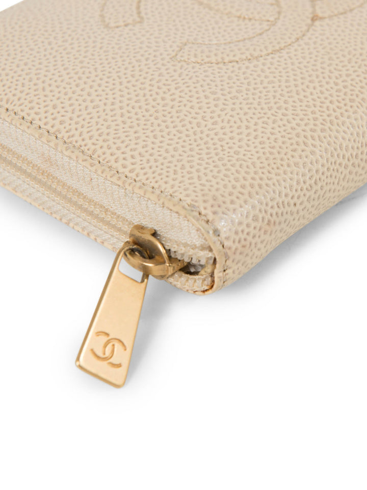 Top Quality Chanel CC Logo Caviar Leather Zippered Wallet Ivory