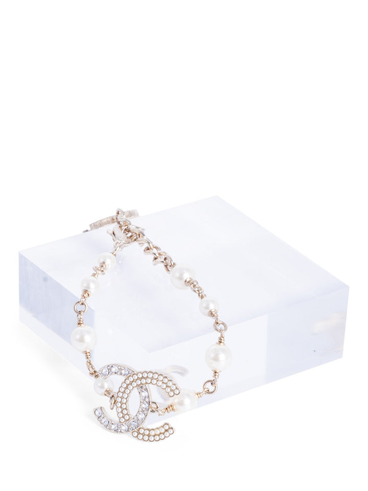 Top Quality Chanel CC Logo Gold Pearl Bracelet White