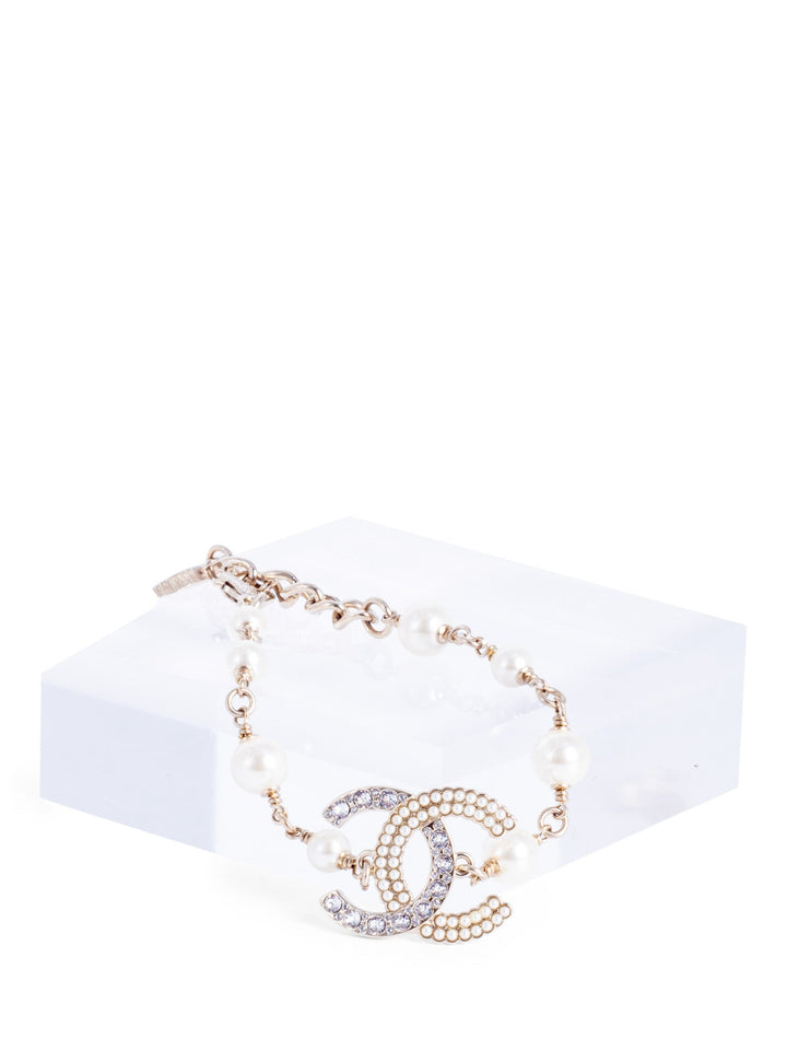 Top Quality Chanel CC Logo Gold Pearl Bracelet White