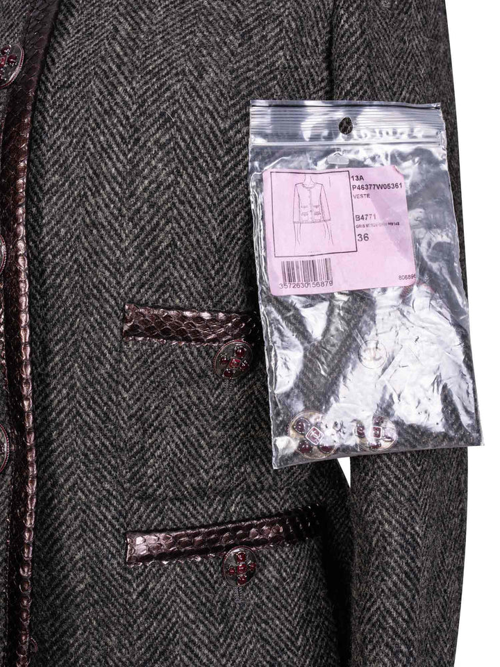 Top Quality Chanel CC Logo Gripoix Tweed Fringe Fitted Jacket Green