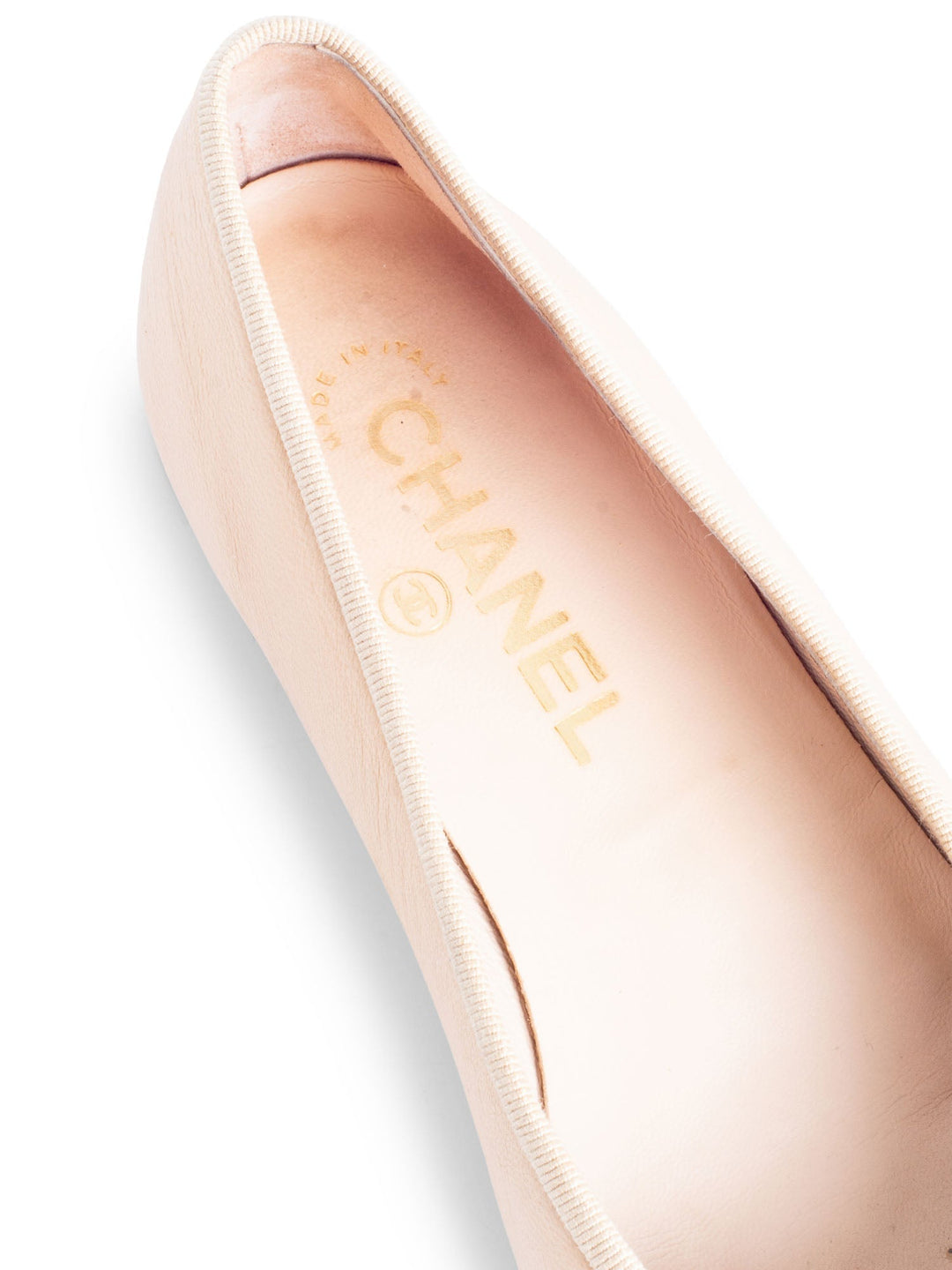 Top Quality Chanel CC Logo Leather Cap Toe Ballet Flats Beige Black