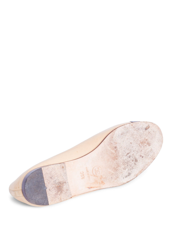 Top Quality Chanel CC Logo Leather Cap Toe Ballet Flats Beige Black