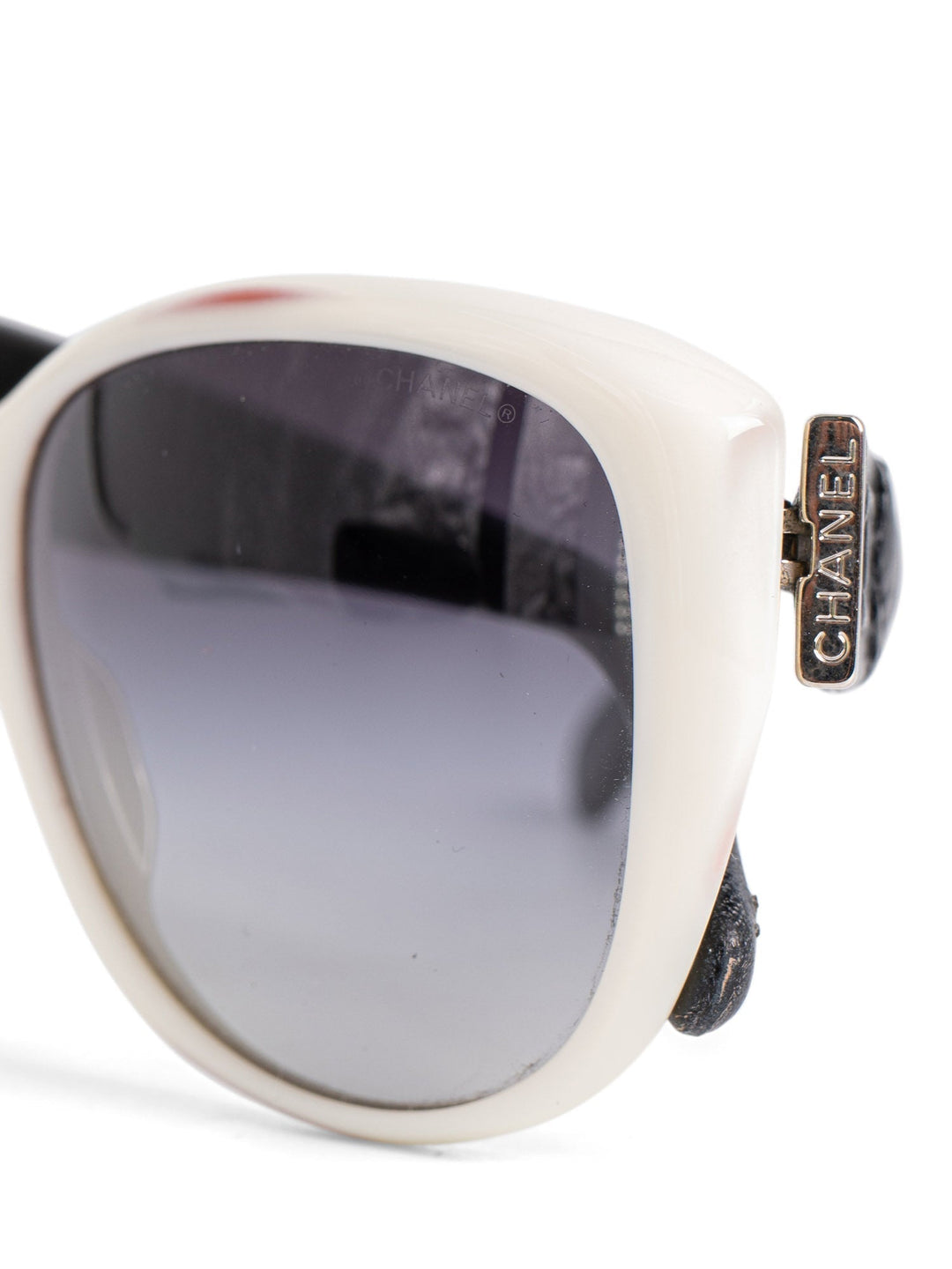 Top Quality Chanel CC Logo Leather Sunglasses Black White