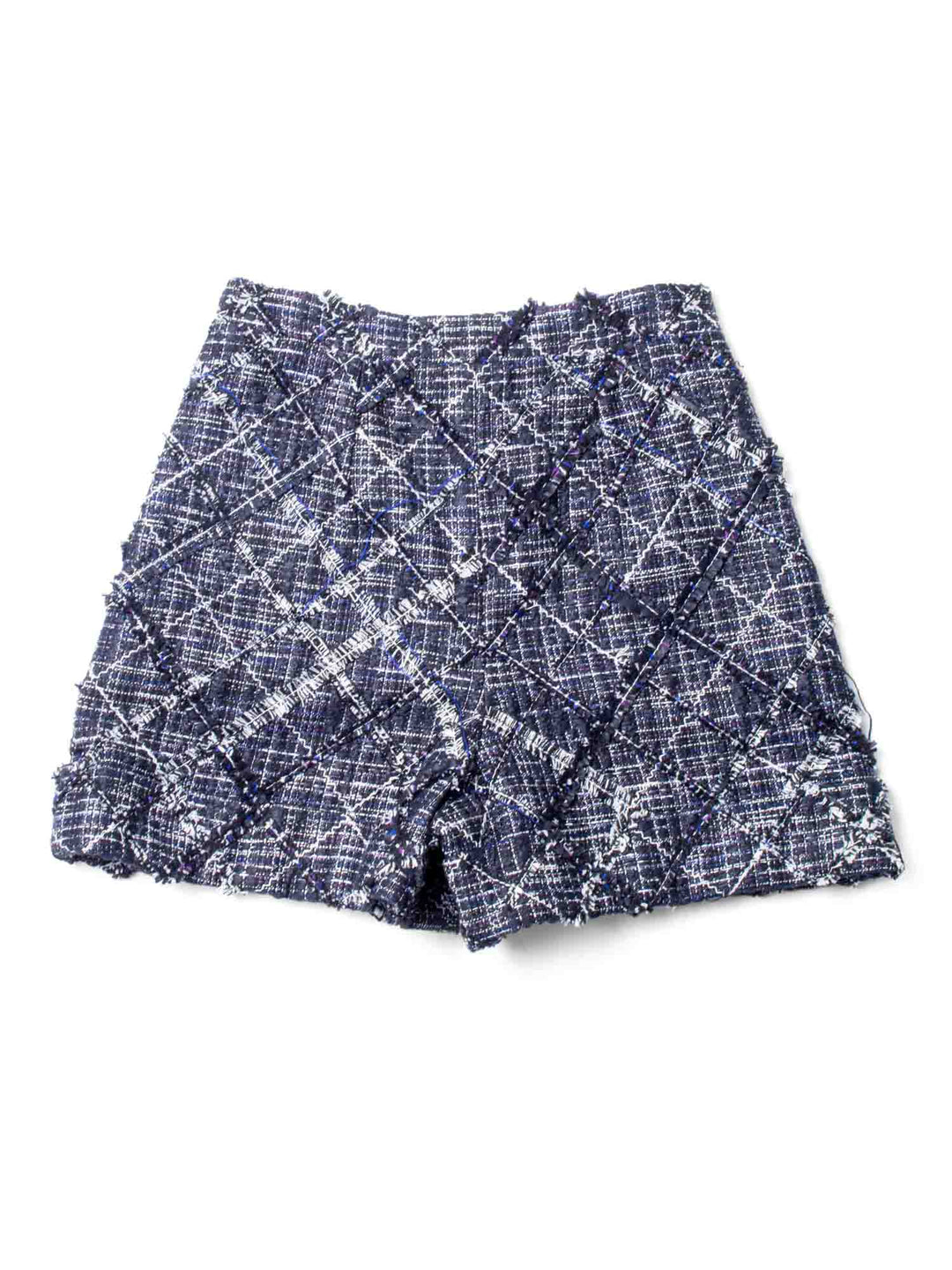 Top Quality Chanel CC Logo Lesage Tweed Fringe Shorts Black White