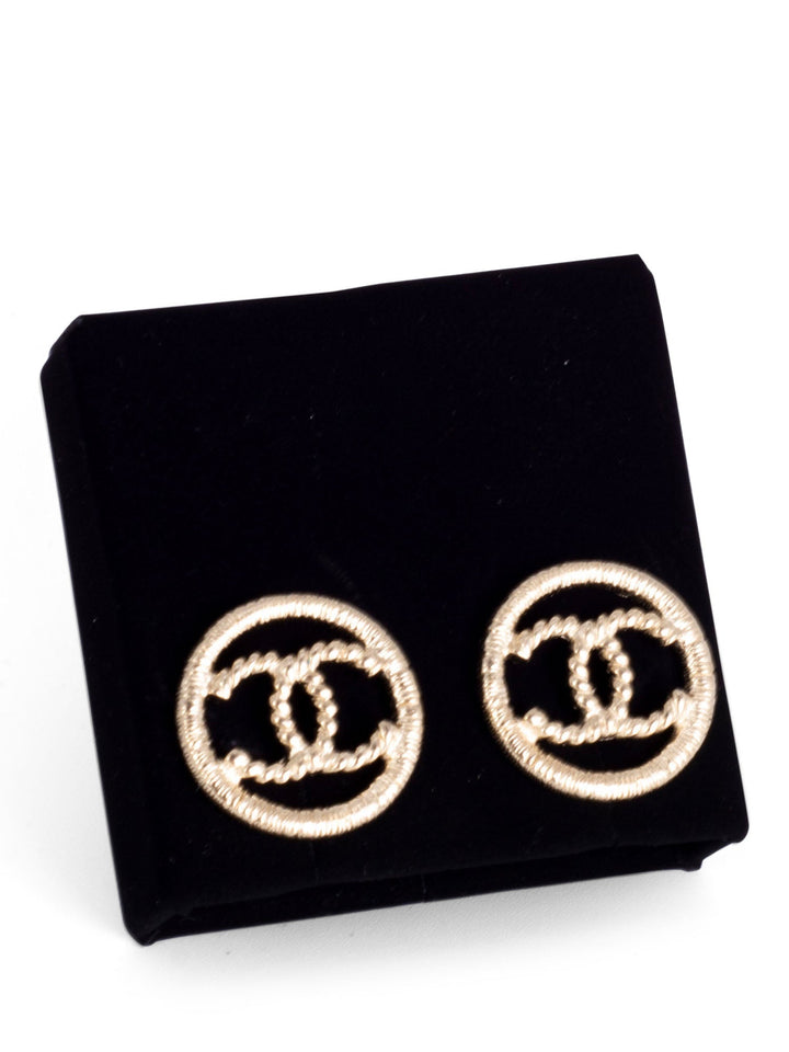Top Quality Chanel CC Logo Medallion Earrings Gold