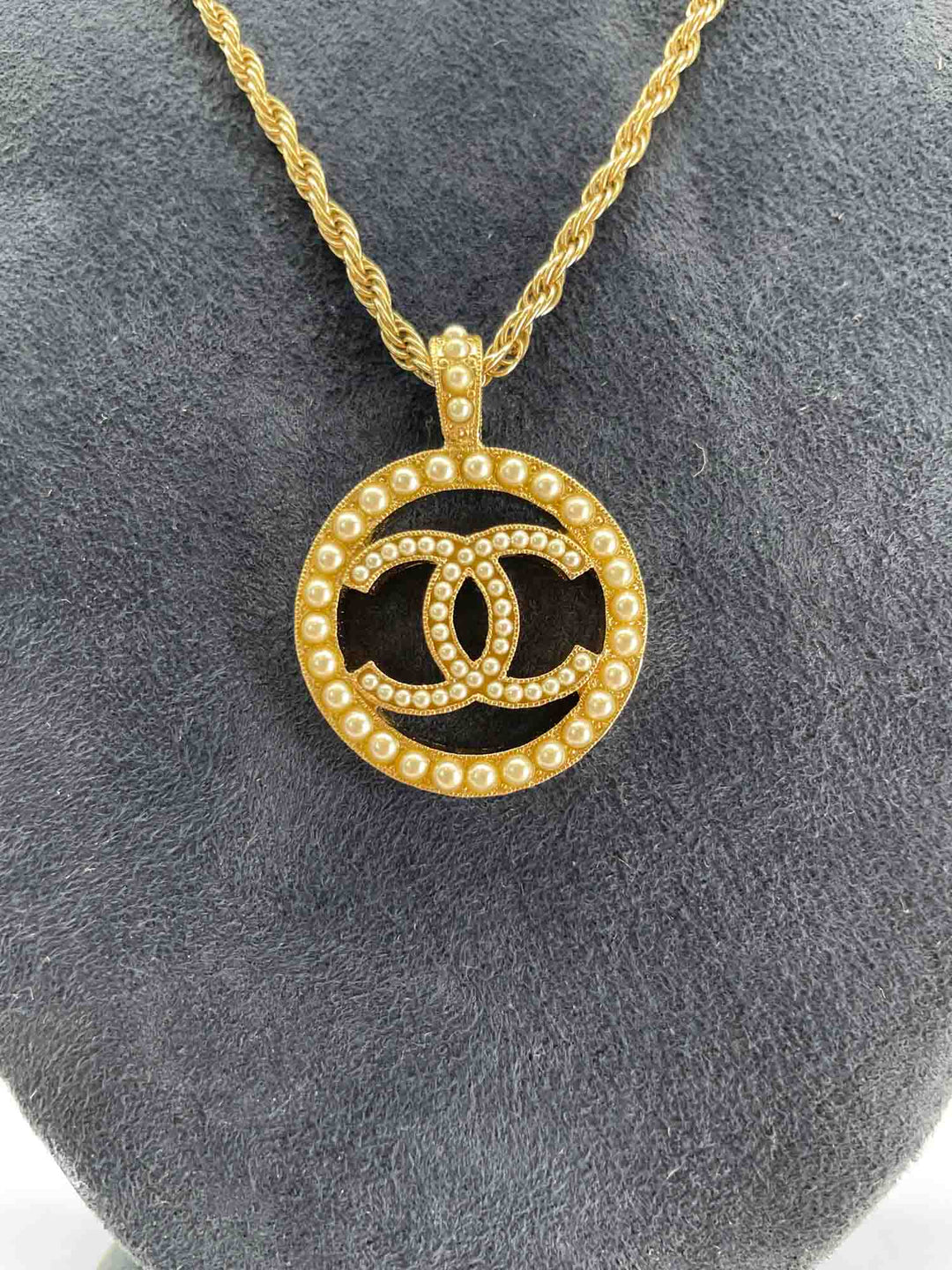 Top Quality Chanel CC Logo Pearl Adjustable Necklace Gold