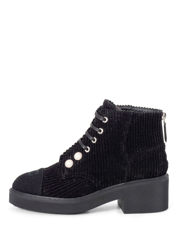 Top Quality Chanel CC Logo Pearl Lace Up Corduroy Boots Black