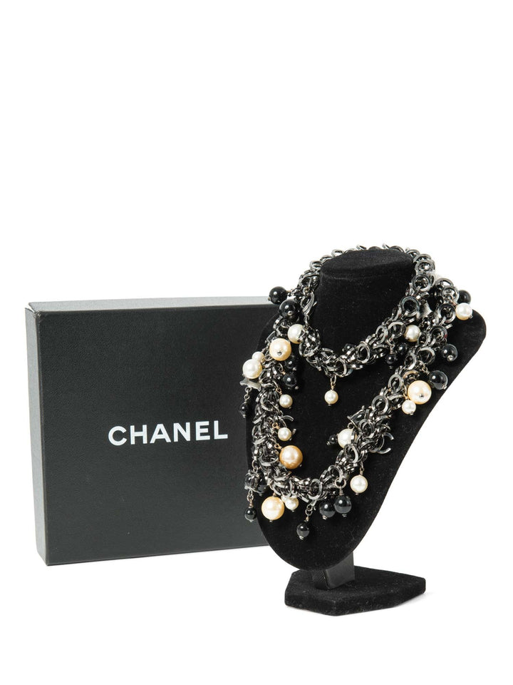 Top Quality Chanel CC Logo Pearl Runway Necklace Black White