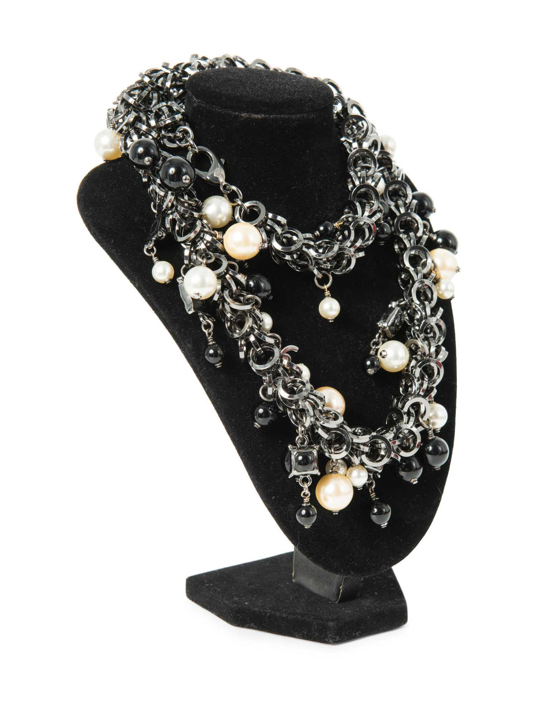 Top Quality Chanel CC Logo Pearl Runway Necklace Black White