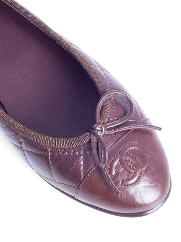 Top Quality Chanel CC Logo Quilted Leather Bowtie Cap Toe Ballet Flats Brown