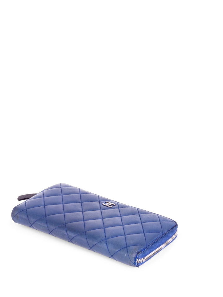 Top Quality Chanel CC Logo Quilted Leather Continental Zip Around Wallet Blue