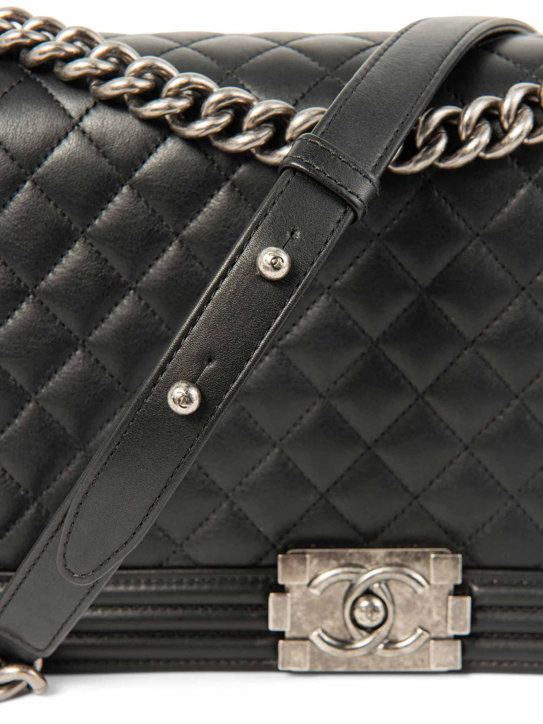 Top Quality Chanel CC Logo Quilted Leather Medium Boy Bag Black