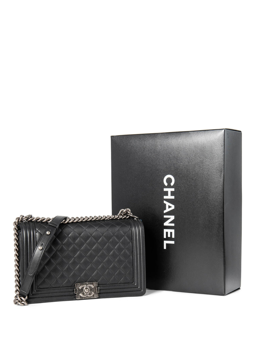 Top Quality Chanel CC Logo Quilted Leather Medium Boy Bag Black